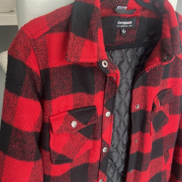 CoffeeShop Red Flannel Plaid Quilted Cropped Wool Blend Jacket Size L - Picture 4 of 17
